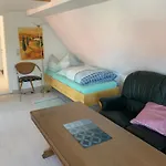 아파트 Ilmenau-Wuembach, 4 Km Zentrum, 5 Min A71 Und Uni 일메나우