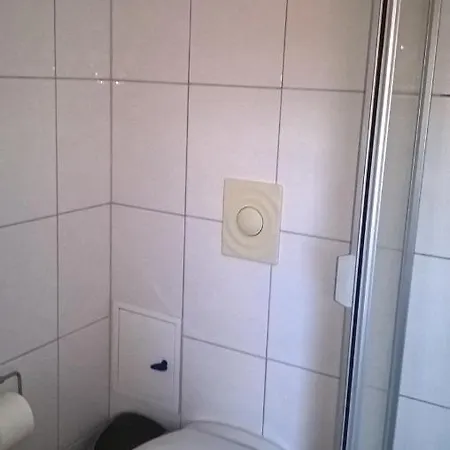 Naehe Uni Und Autobahn A71