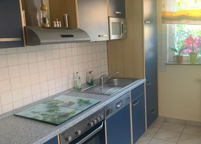 Apartment Nähe Uni Und Autobahn A71 *