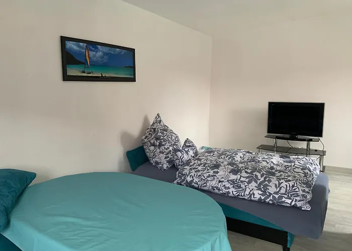 Naehe Uni Und Autobahn A71 *